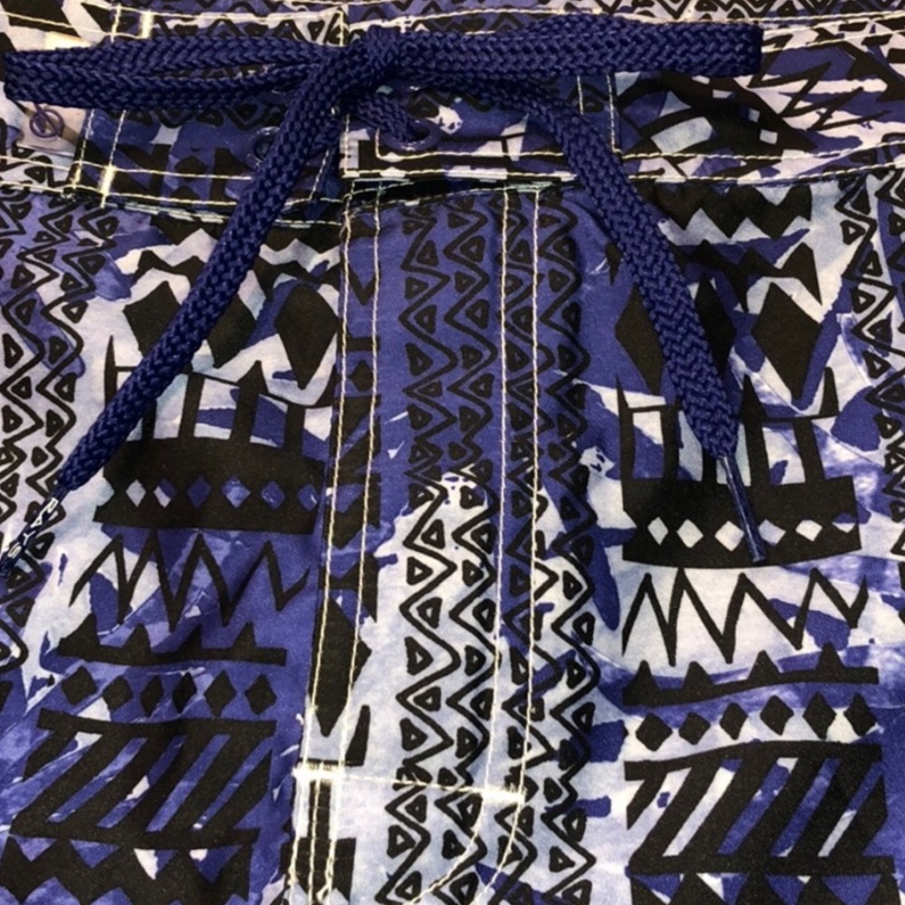 Beach Rays Shorts - Picture 2 of 16